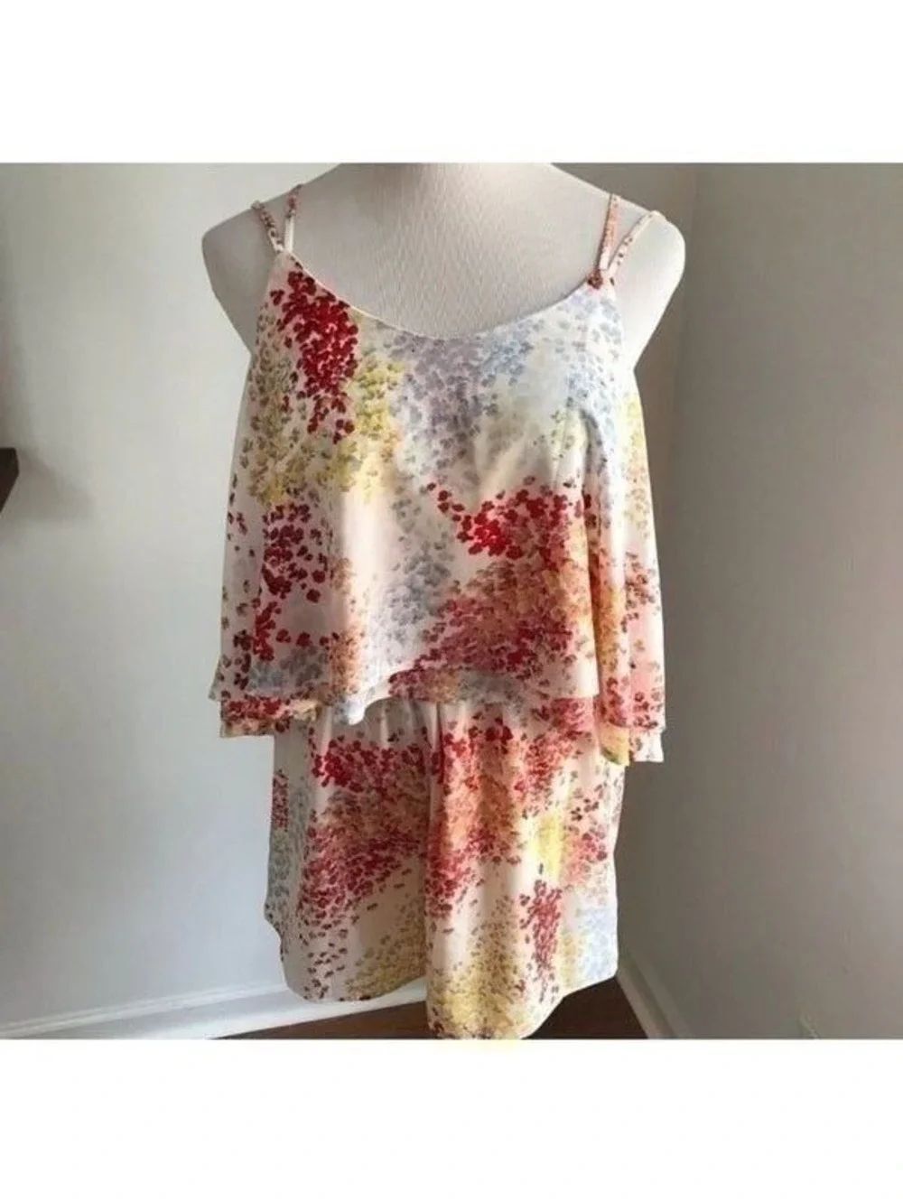 NEW 5/48 Spaghetti Strap Romper Size M